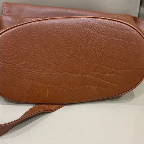 COACH- Elegant Brown Leather Shoulder Bag - Picture 8 of 8
